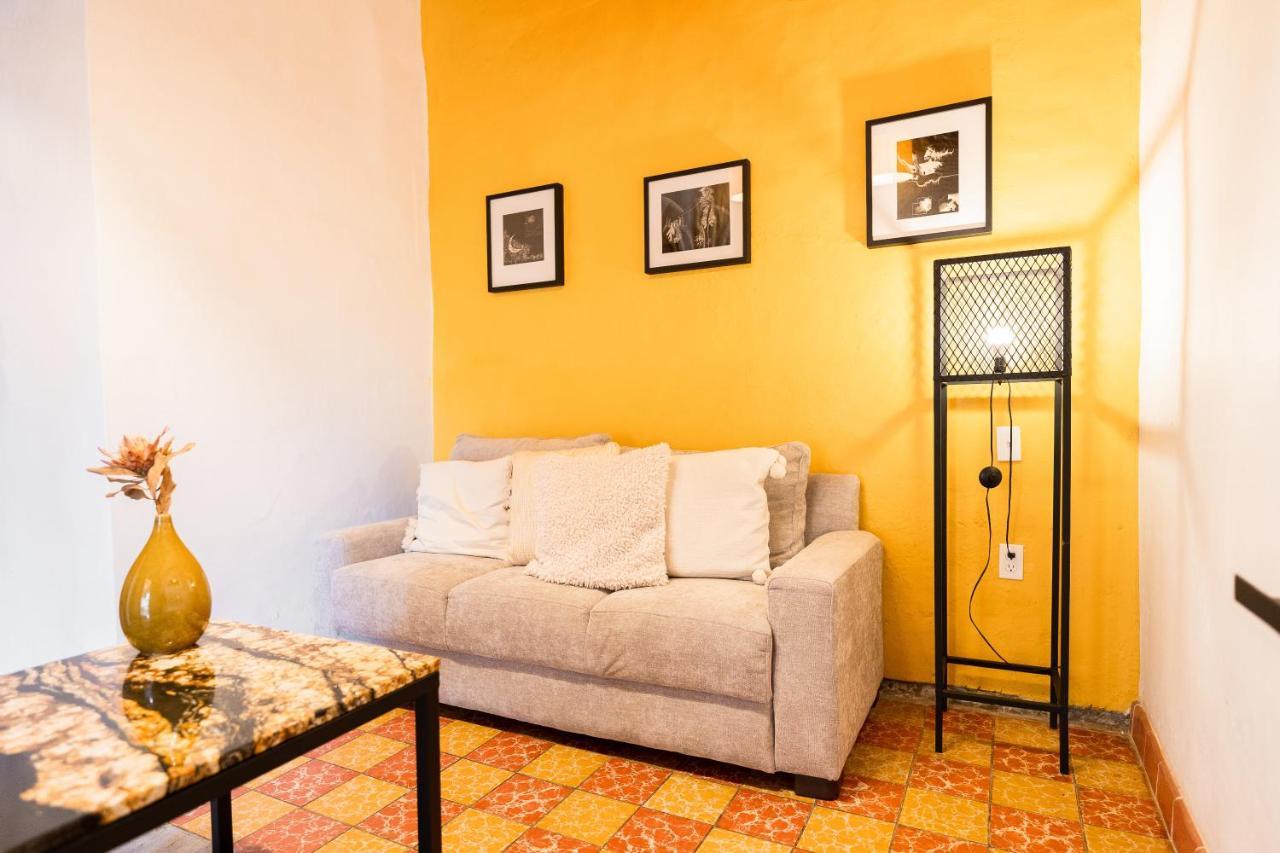 Casa I. Madero Hotel Tapalpa Luaran gambar